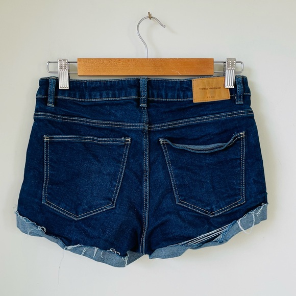 ZARA Trafaluc Dark Wash Denim Roll Hem Shorts - Picture 4 of 8